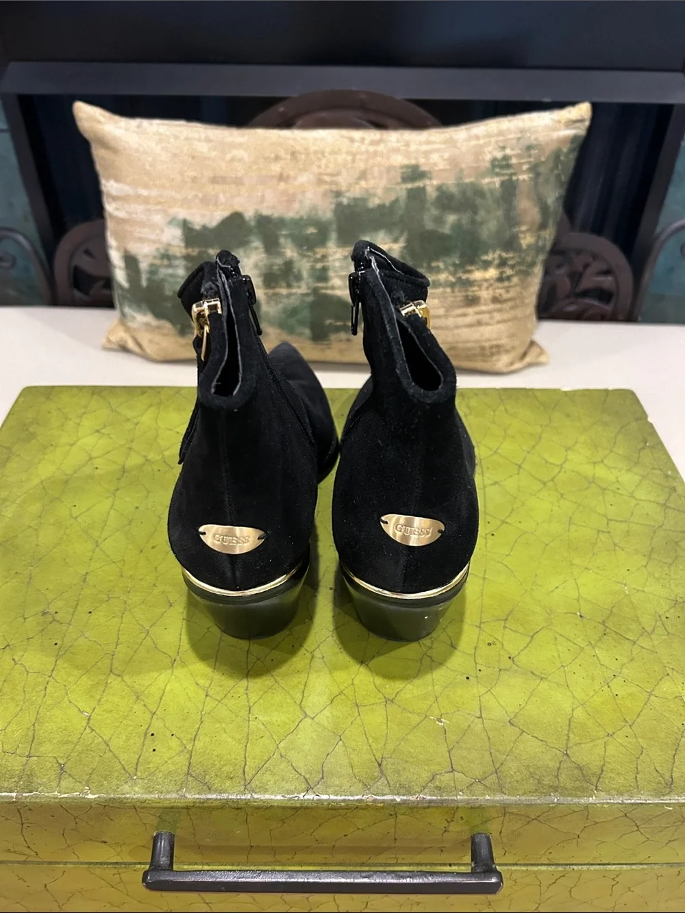 Guess - 8.5 Black Suede Pointed Toe Ankle Boots with Side Zipp NWOT